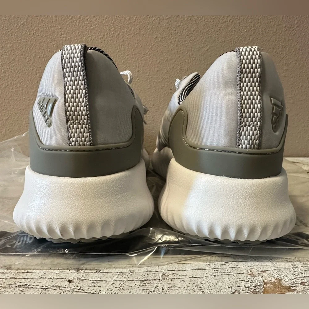 NWOB - Adidas Alpha 3 Bounce Athletic Shoes - New without box